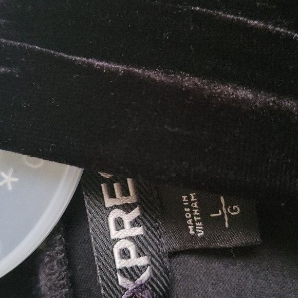 Rumper - Picture 3 of 3